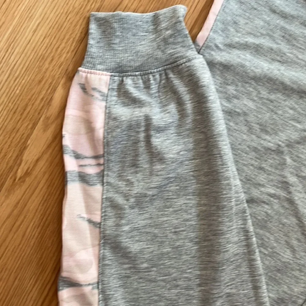 Splendid Size Small Lounge Set - Picture 3 of 4